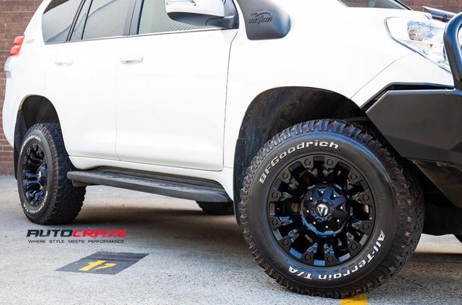 TOYOTA-PRADO-VAPOR-MATTE-BLACK